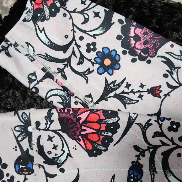 Nike One Legend Leggings Size M - Picture 7 of 8